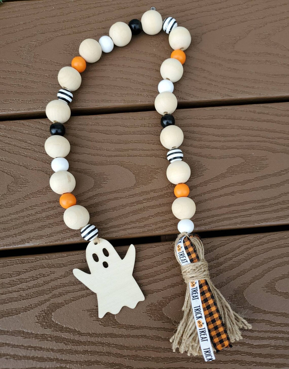 Rustic ghost Halloween wood bead garland, tiered tray decor, Halloween garland for tiered tray