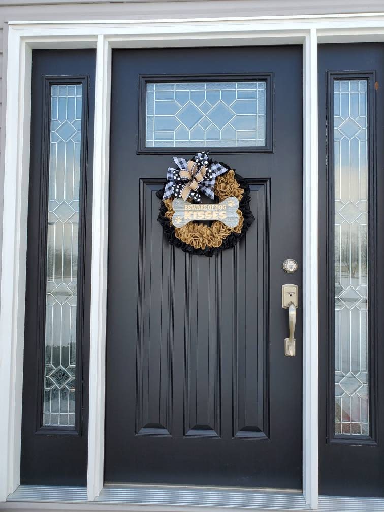 Beware of dog kisses wreath, year round wreath for front door, gifts for dog lovers, housewarming gifts, dog wreath